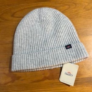 Faherty Cashmere Ribbed Beanie